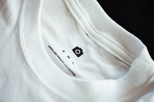 Aqui está a misturinha caseira ideal para tratar manchas de mofo em roupas