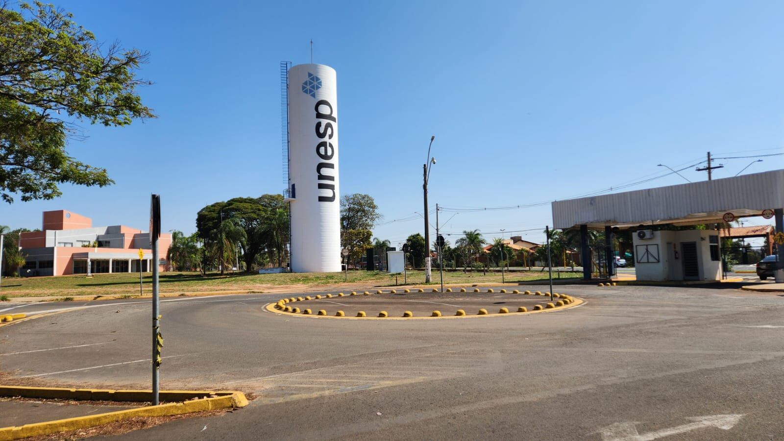 Unesp prorroga inscrições do vestibular 2025.