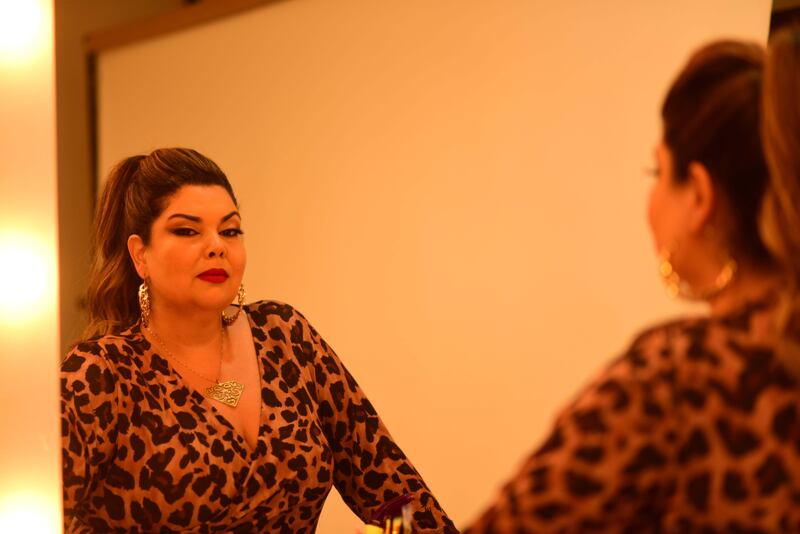 Em "Rensga Hits!", Fabiana Karla interpreta Helena Maravilha