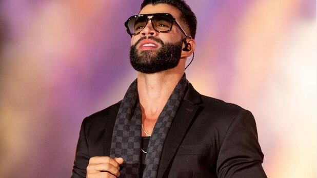 Gusttavo Lima deixou fã cantar durante show e não agradou Sonia Abrão