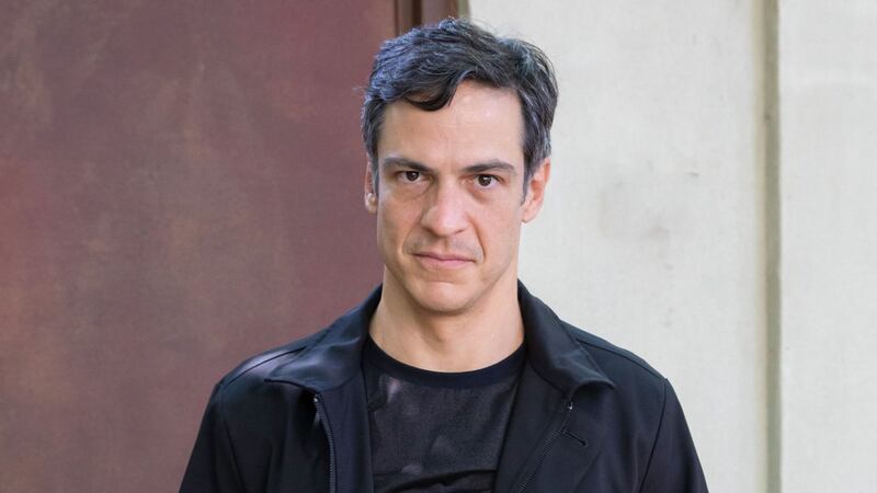 Remake de Elas por Elas: Jonas leva tiro e fica entre a vida e a morte