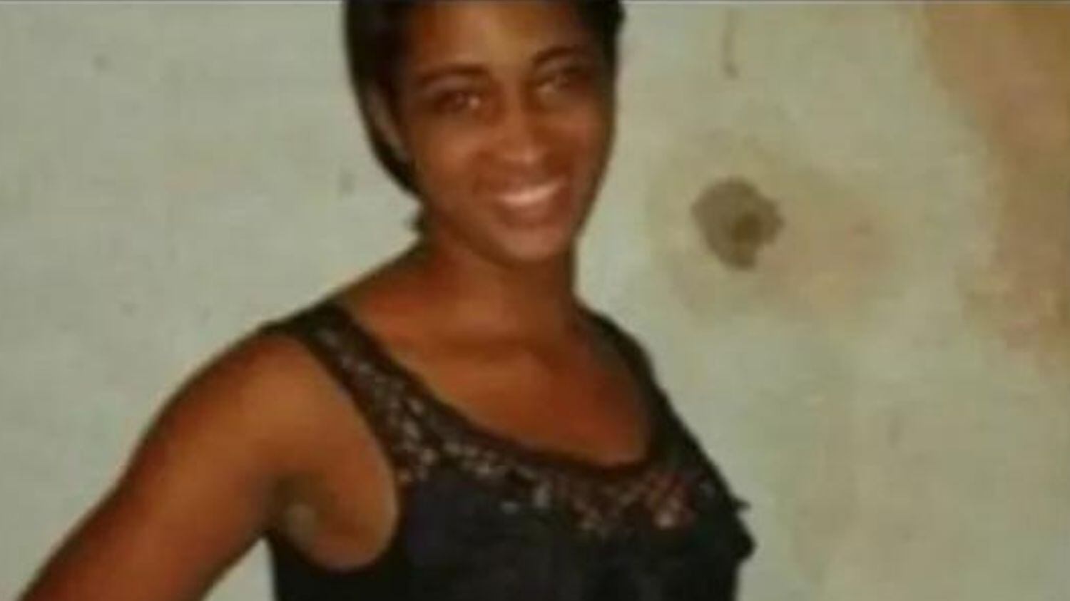 Ela foi estrangulada pela própria calcinha, segundo a polícia