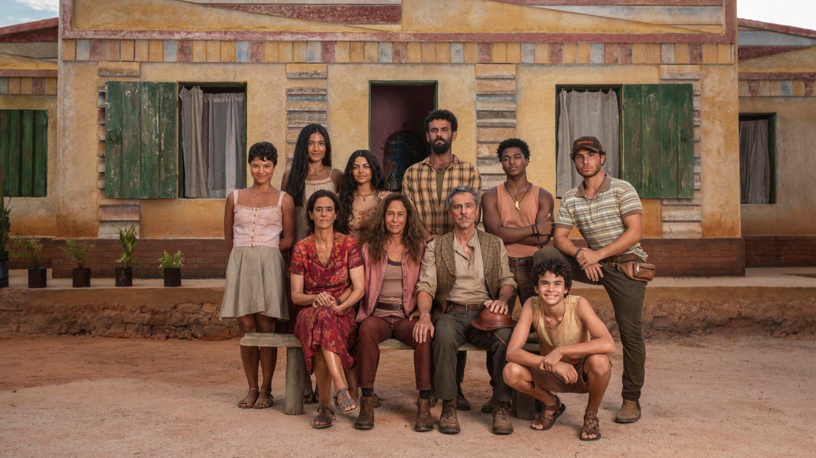 Elenco da novela No Rancho Fundo traz personagens que foram da novela Mar do Sertão
