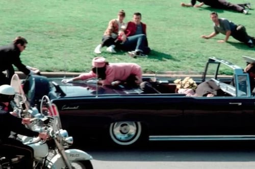Remasterizam em 4K o vídeo do assassinato de John F. Kennedy, revelando detalhes arrepiantes