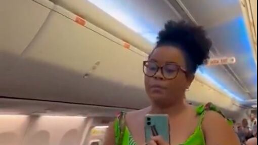 Mulher é expulsa de avião da Gol