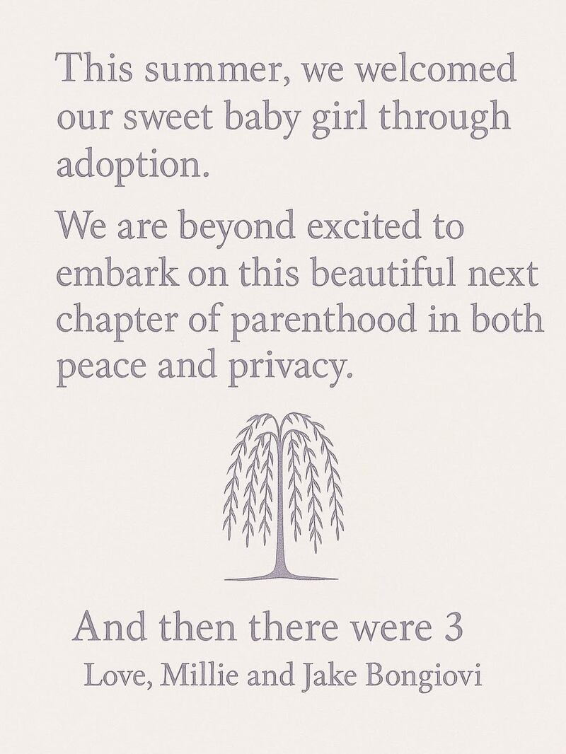 Millie Bobby Brown y Jake Bongiovi anunciaron que se convirtieron en padres de una niña.