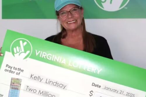 Mulher recebe bilhete errado em loteria e acaba ganhando 2 milhões de dólares por acaso