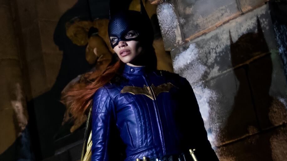 De acordo com o New York Post, as exibições de teste foram tão mal recebidas que o estúdio decidiu arquivar o filme quase concluído.