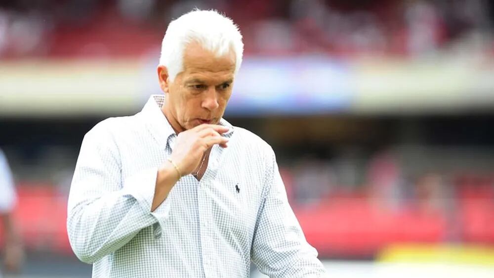 Eles também levaram réplica de troféu