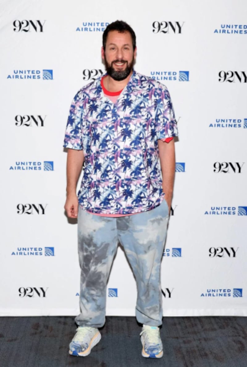 Estampas dominam visuais de Sandler