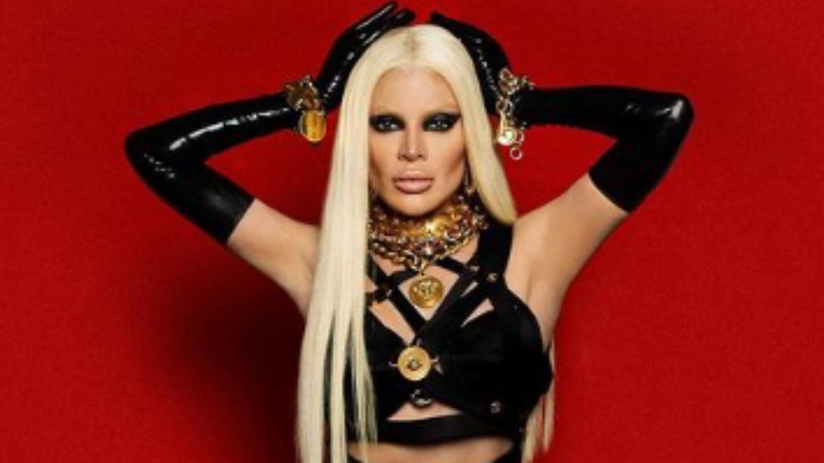 Gkay se pronuncia sobre novas críticas na web