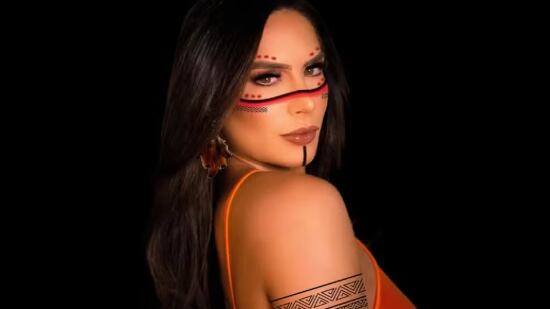 Família diz que tentou ajudar a mulher, mas a mãe e o irmão não permitiram