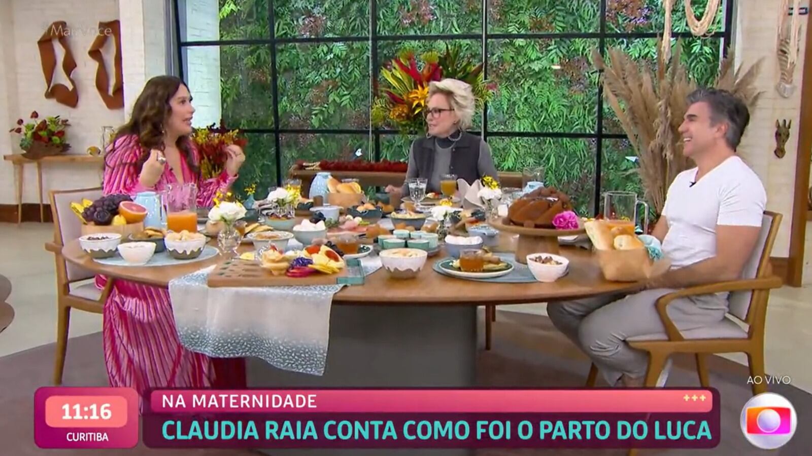 Claudia Raia e Jarbas Homem de Mello falam sobre filho Luca durante Mais Você