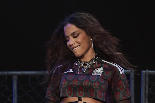 Anitta confessa o que um homem deve ter para conquistá-la