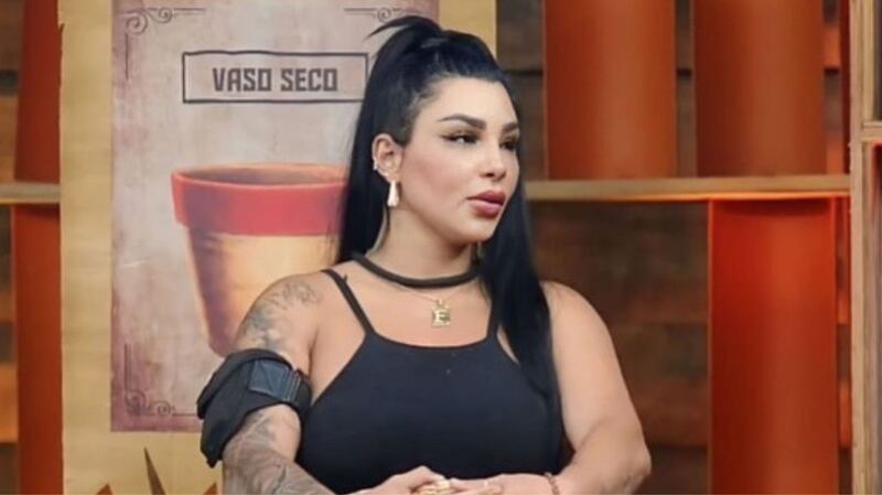 A Fazenda 15: Jenny Miranda paga caro pela expulsão de Rachel Sheherazade e deixa o reality show