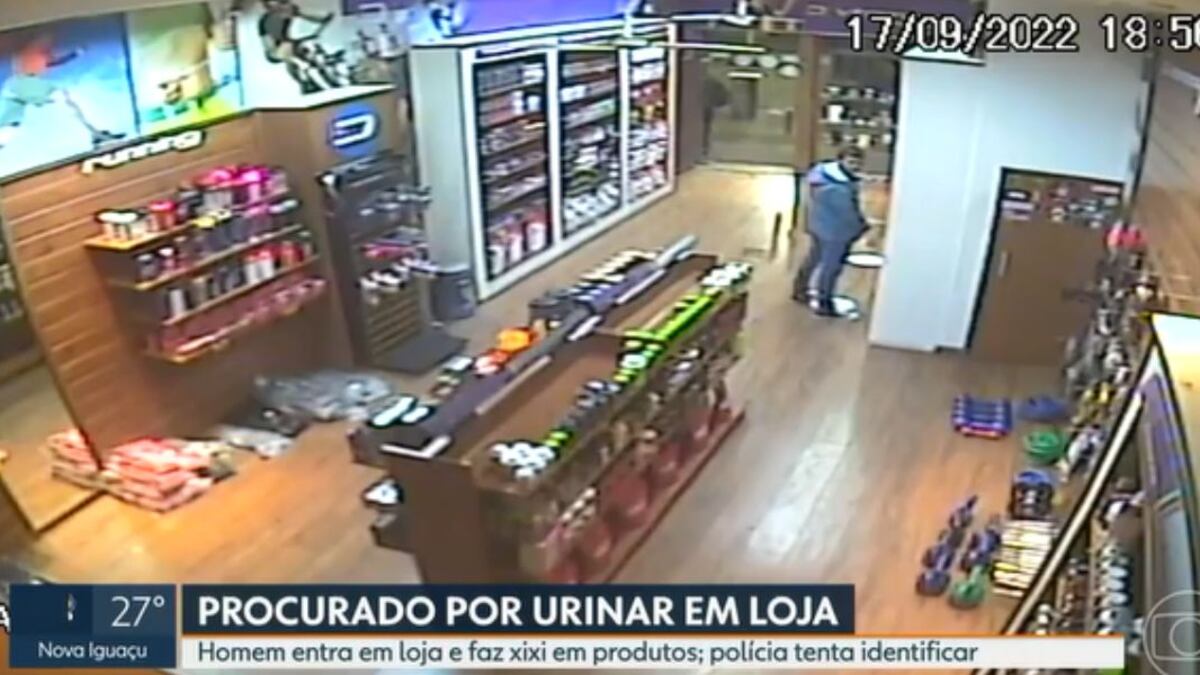 Homem faz xixi em loja no Rio de Janeiro