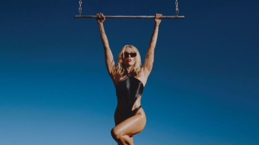 Capa de "Endless Summer Vacation", de Miley Cyrus