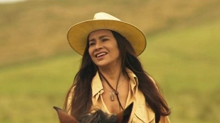 Em Pantanal, Filó (Dira Paes) deixou a cozinha da fazenda de José Leôncio (Marcos Palmeira)