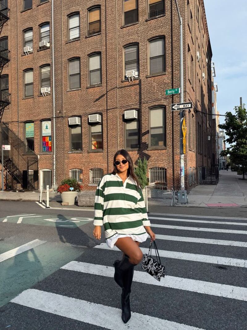 Las ‘rugby shirts’ son todo lo que necesitas para un look sofisticado y chic