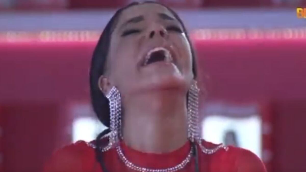 Brunna se emociona ao ouvir música 'Maldivas', de Ludmilla