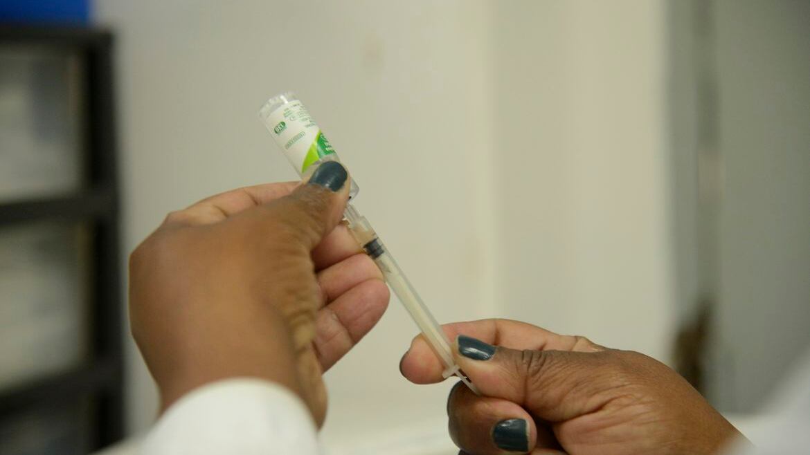 Postos abrem hoje para vacinação contra sarampo e gripe em SP