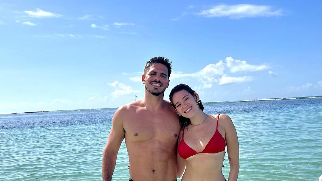 Ana Clara e namorado