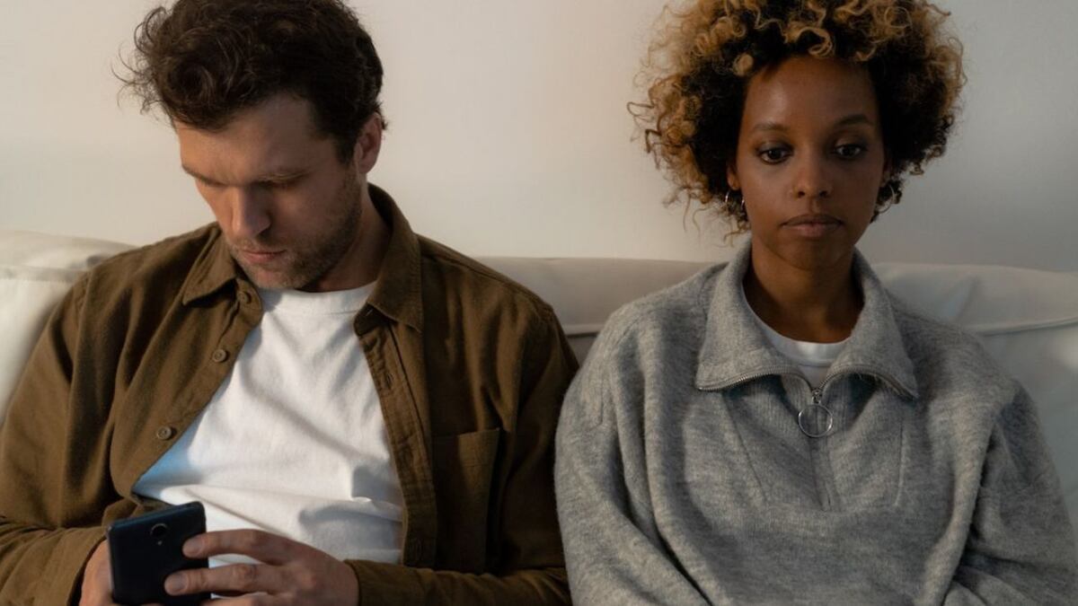 Los hombres revelan todo lo que queremos saber con lo que hacen y dejan de hacer