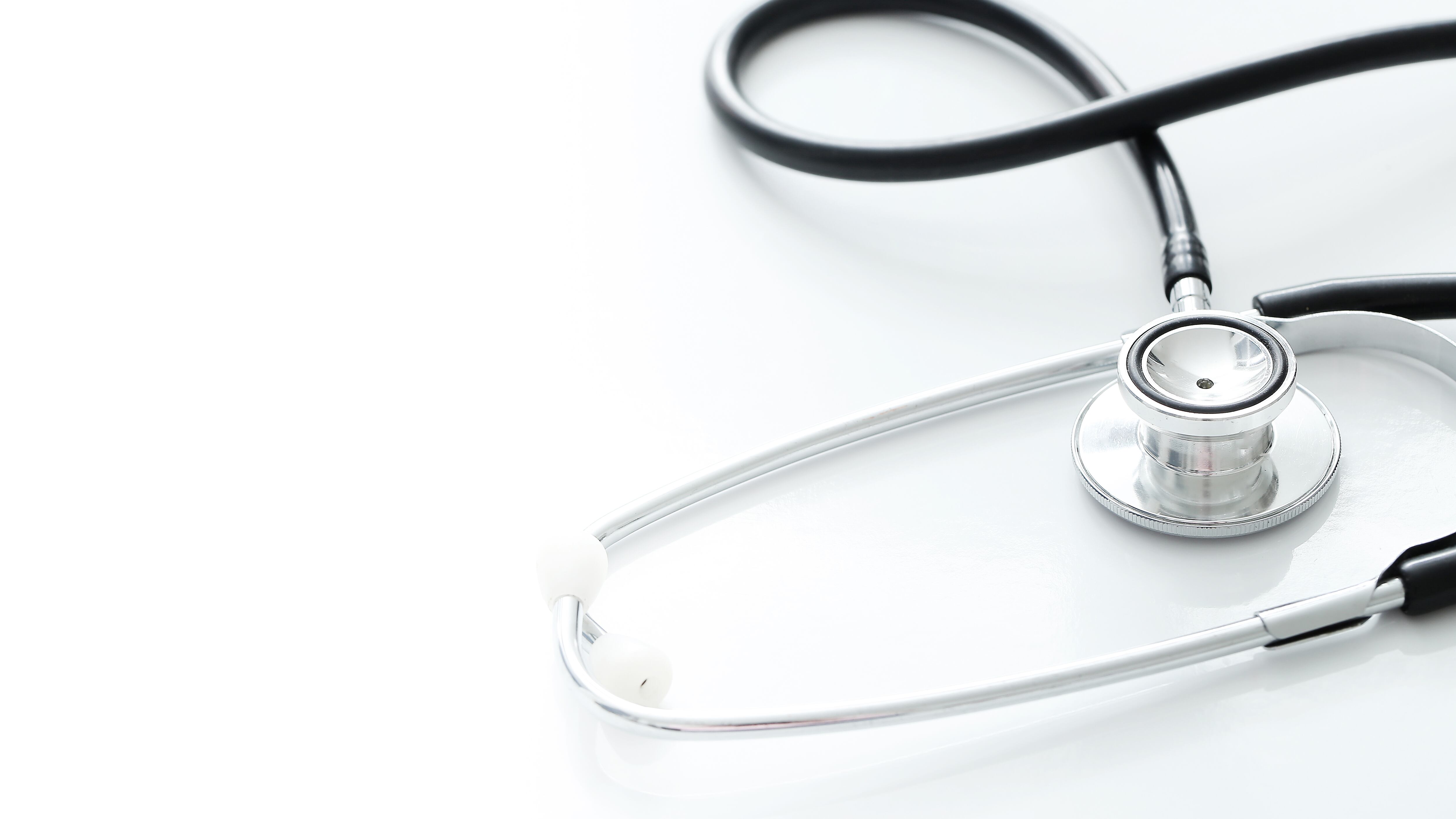 Estudante de Medicina é suspeita de desviar R$ 920 mil de fundo de formatura