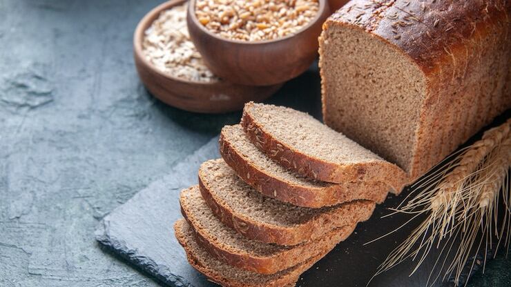Pãozinho low carb com farinha de aveia feito no micro-ondas