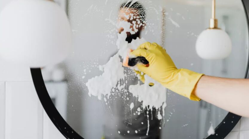 Dica para o fim de semana: misturinha potente com limão para uma faxina eficiente