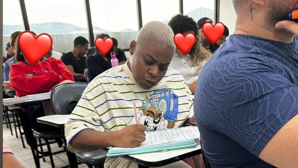 Jojo Todynho volta a compartilhar momentos na faculdade em suas redes sociais, após polêmica com colega de sala