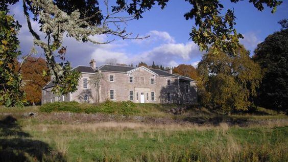 Visitante diz que se sentiu observado enquanto esteve na mansão