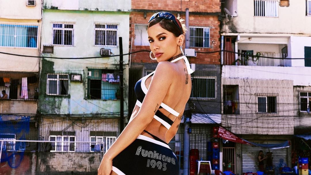 Anitta bate recorde de streamings em aplicativo de música