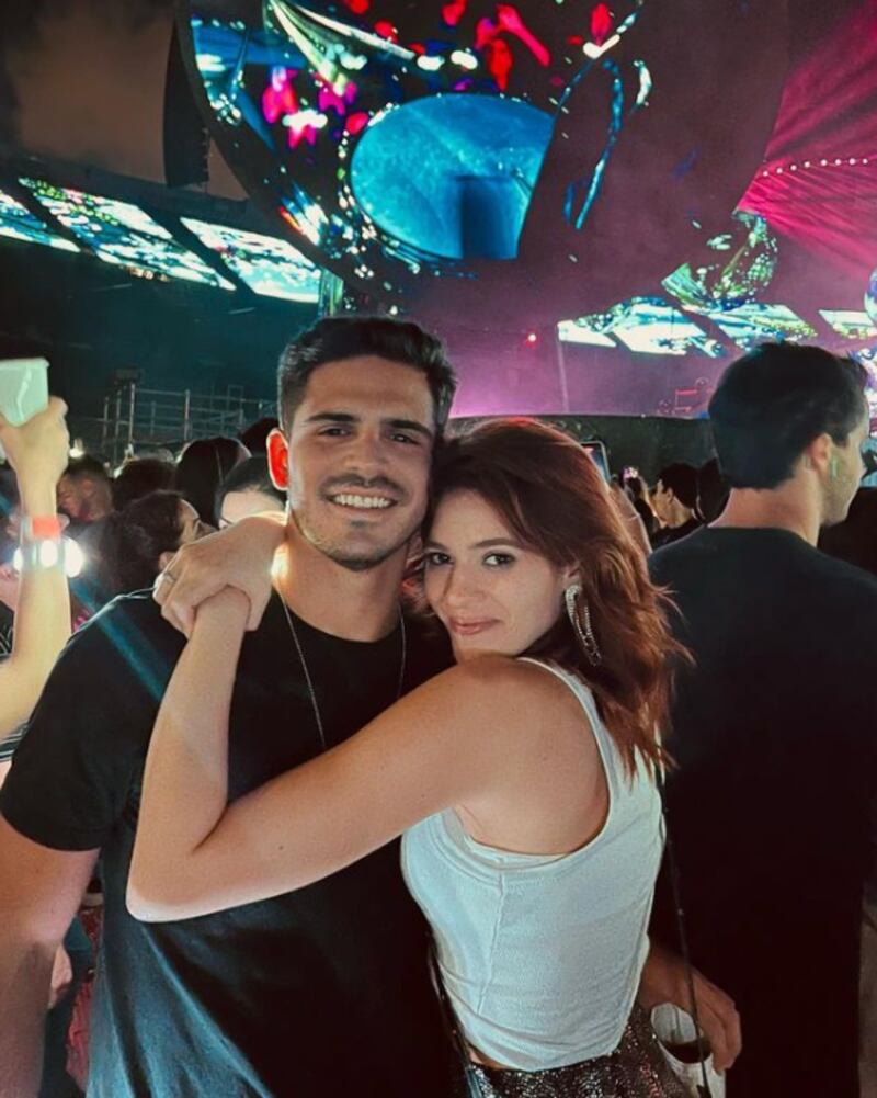 Ana Clara revela mudança no seu status de relacionamento