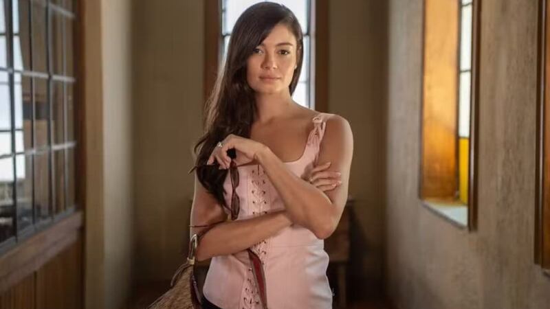 Remake de Renascer: Sophie Charlotte interpreta a modelo Eliana