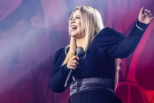 Twitter ainda não derrubou perfil que divulgou fotos do corpo de Marília Mendonça; família pediu que ‘não divulguem’