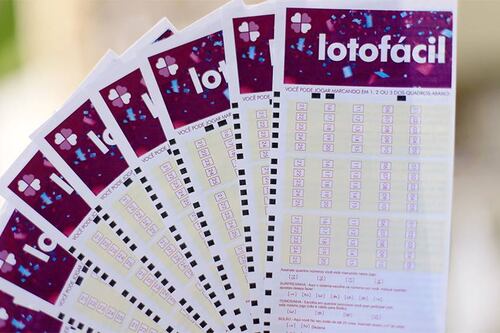 Confira os números sorteados para Lotofácil
