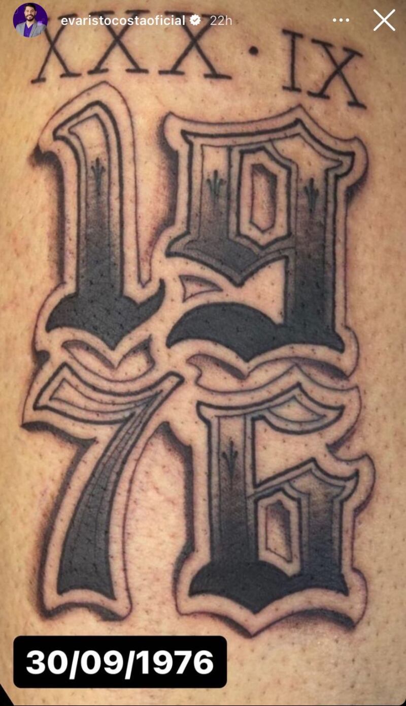 Nova tatuagem de Evaristo Costa