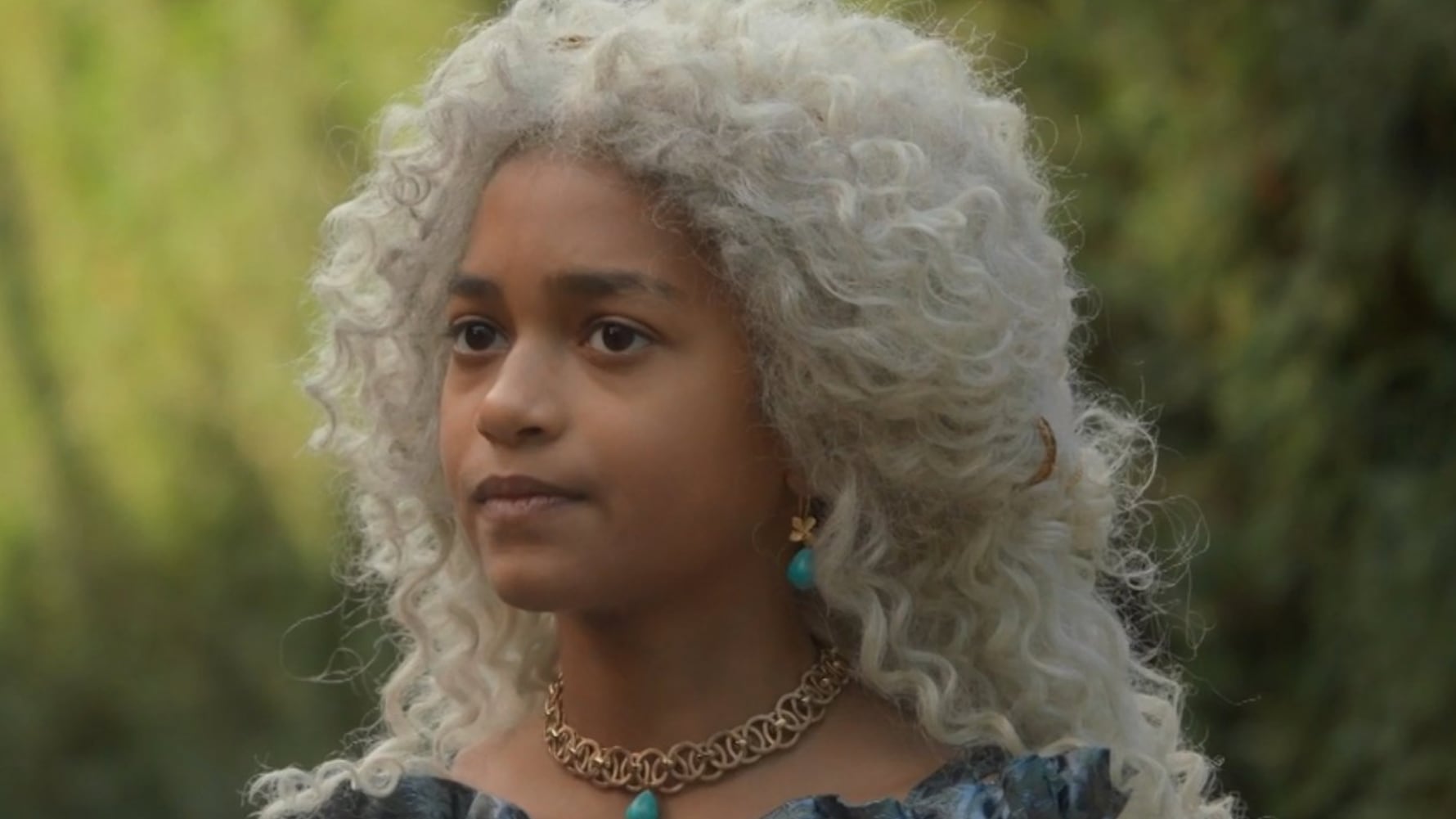 Após a morte da rainha Targaryen, os conselheiros de Viserys I tentaram convencê-lo a se casar novamente, para tentar ter um filho e garantir a linha de sucessão.