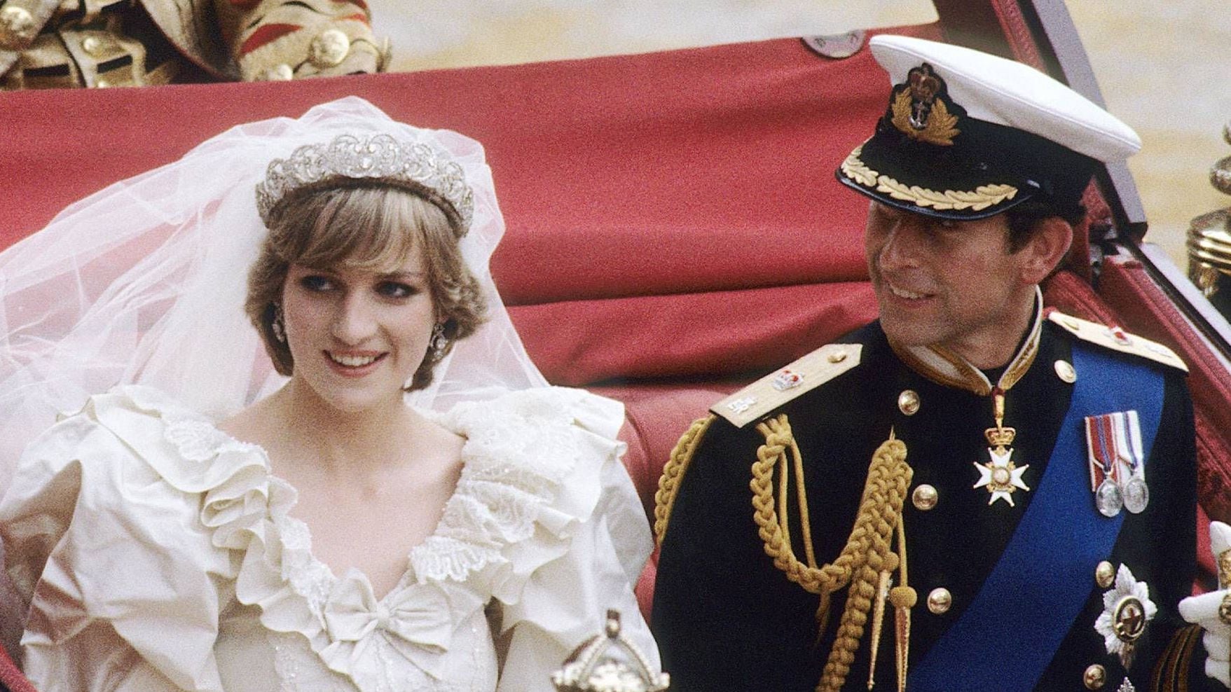 Durante o documentário ‘The Princess’, um jornalista disse algo curioso durante a procissão de carruagens pela estrada The Mall, em Londres.