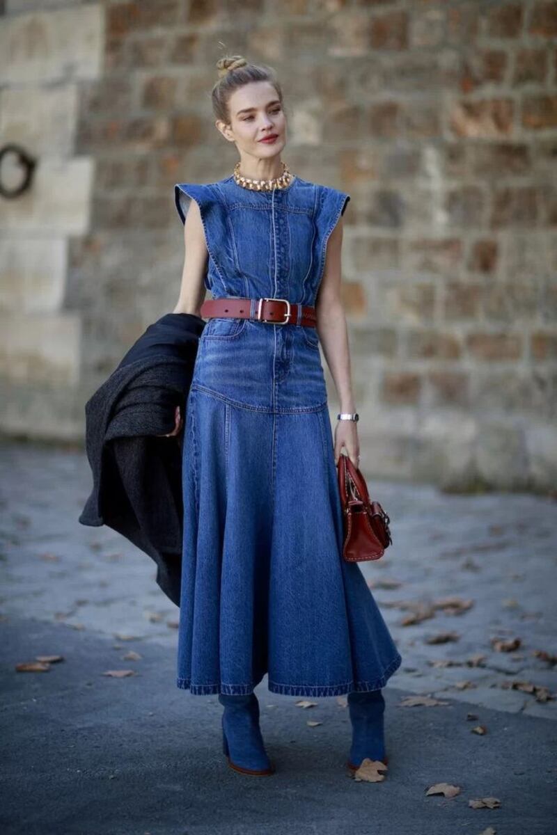 Los vestidos de mezclilla serán tendencia este año