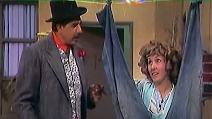 Dona Florinda sem bobs no cabelo