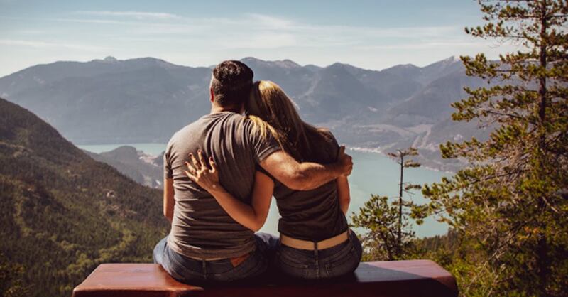 Pareja tipos de abrazos
