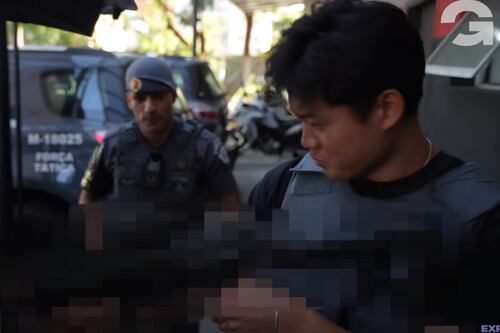 Youtuber americano que gravou ação da PM em SP recebeu autorização; ele chegou a segurar arma de policial