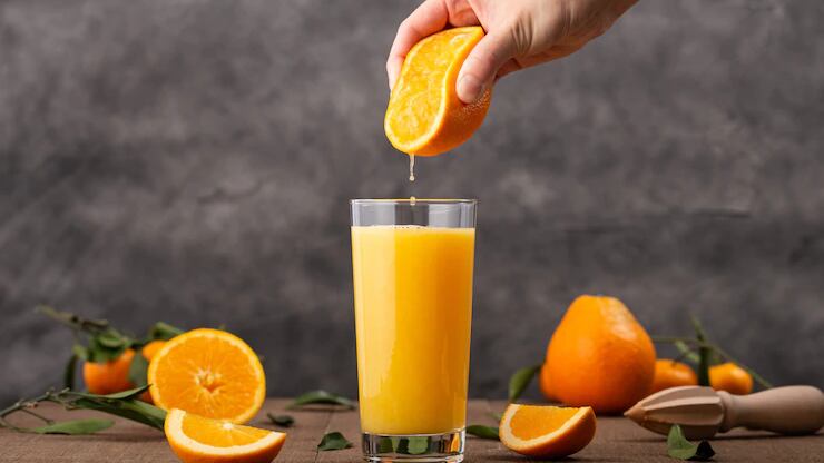 Com berinjela e laranja: suco natural caseiro maravilhoso contra o colesterol alto