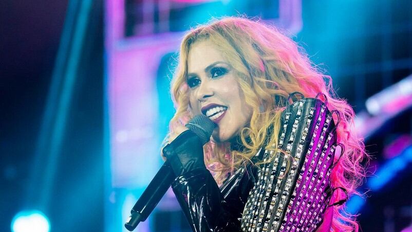 Joelma revelou suas preferências em um relacionamento e disse que gosta de homens feios