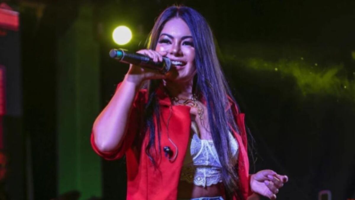 Corpo de Paulinha Abelha é velado em Aracaju