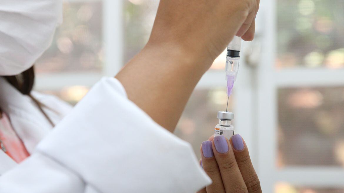 Anvisa alerta sobre diferença de vacinas pediátricas contra a covid-19