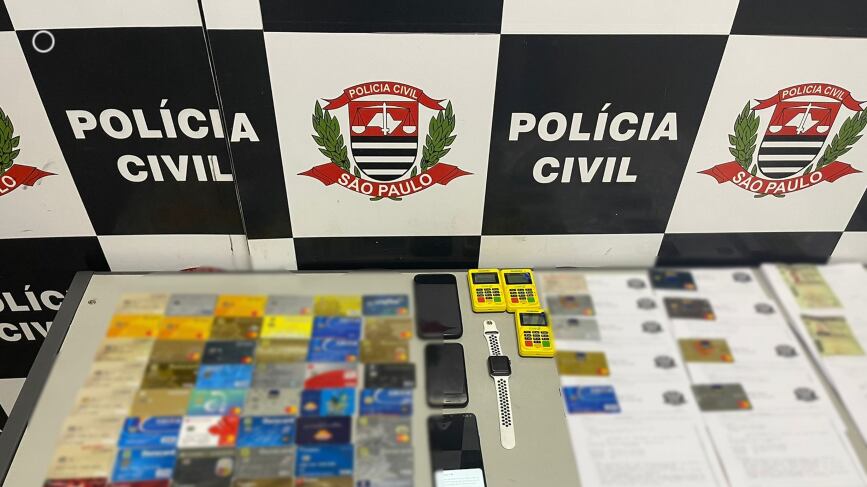 Dupla é presa por envolvimento com crimes de estelionato e furto em SP
