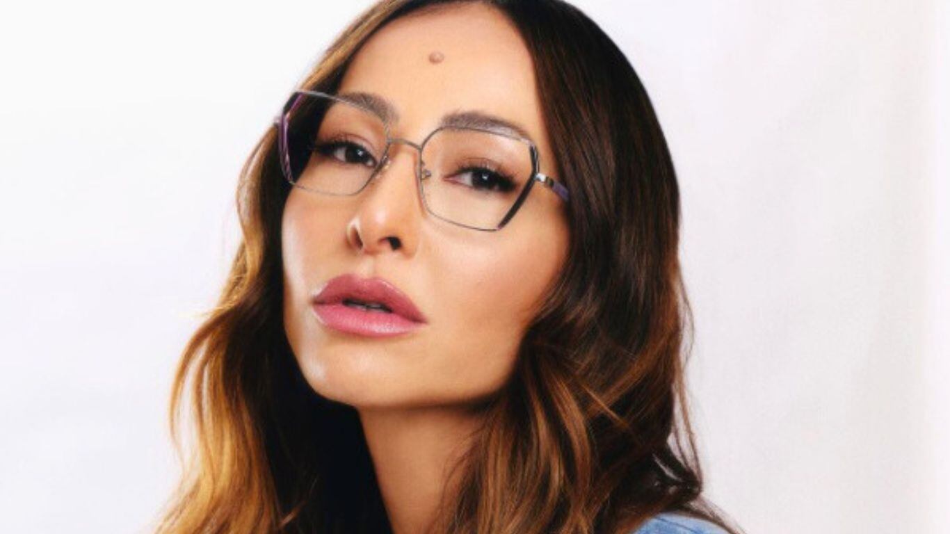 Sabrina Sato revela se usa táticas das redes sociais para paquerar